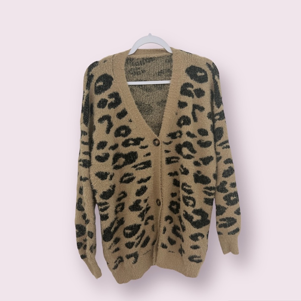 Cheetah sweater